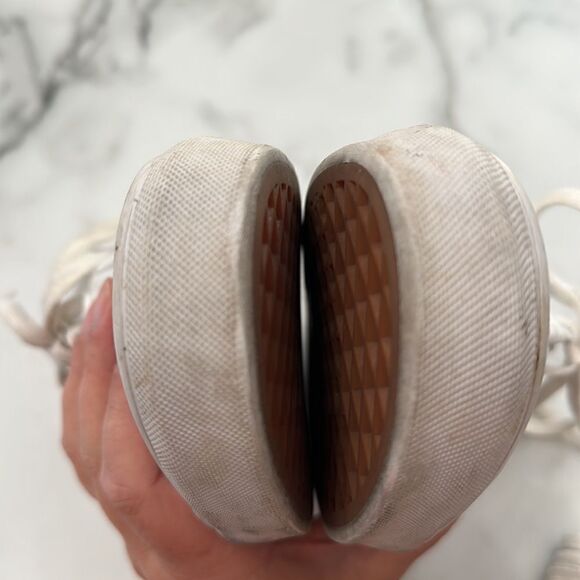 Old Skool Classic Tumble Shoe - Picture 5 of 7